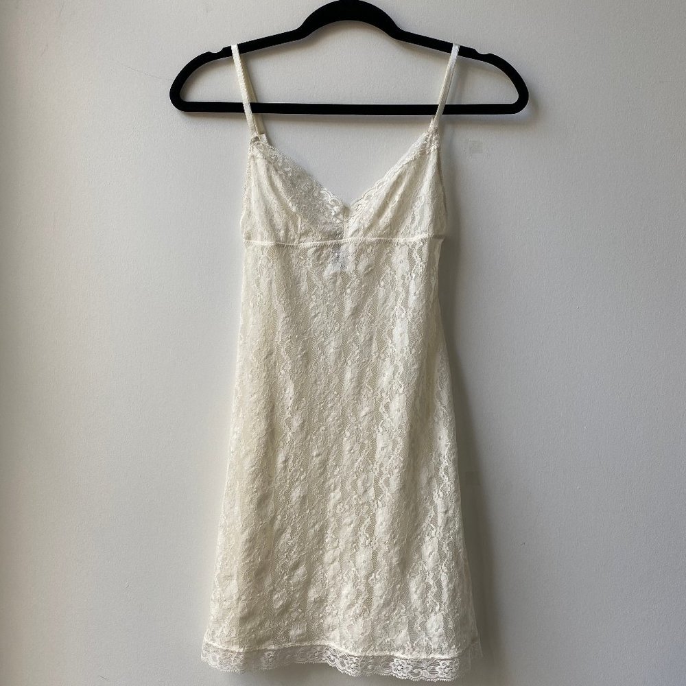 H&M - SHEER LACE LINGERIE SLIP